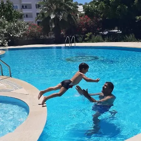 Sahibinden Havuzlu Esyali 6 Kisilik 3 Odali Daire *