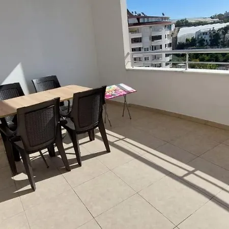 Sahibinden Havuzlu Esyali 6 Kisilik 3 Odali Daire Appartement